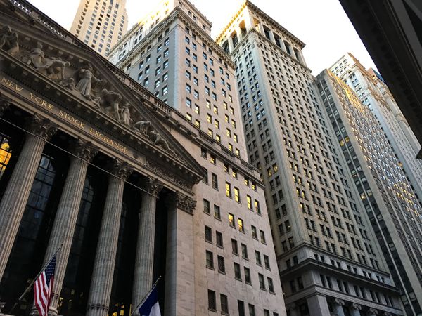 Banking architecture: a first attempt